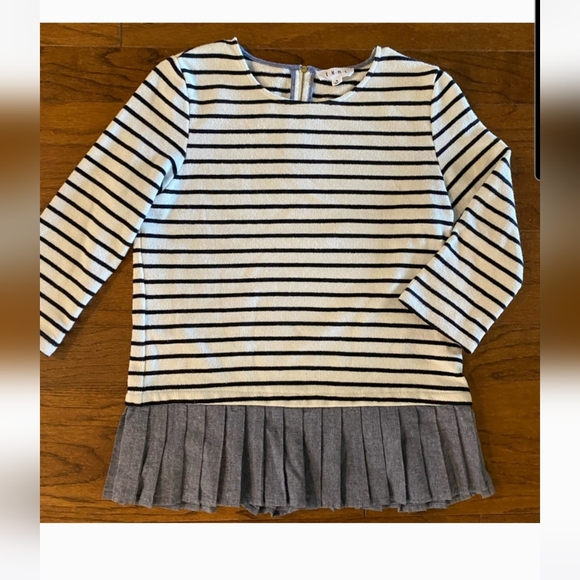 Never worn THLM sweater sz Medium - Picture 1 of 2